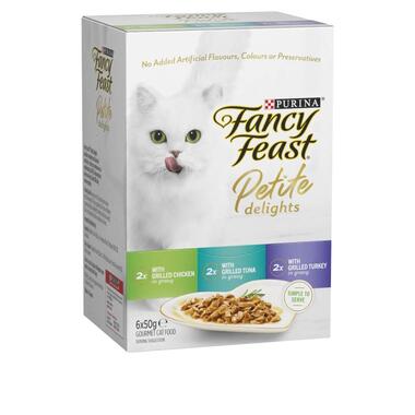 fancyfeast_petite_chicken_turkey_tuna_angle